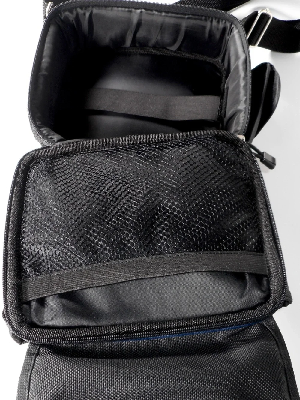 VTG Sony Playstation PS1 Black Game Carrying Case Travel Bag w Strap Gamer XLNT